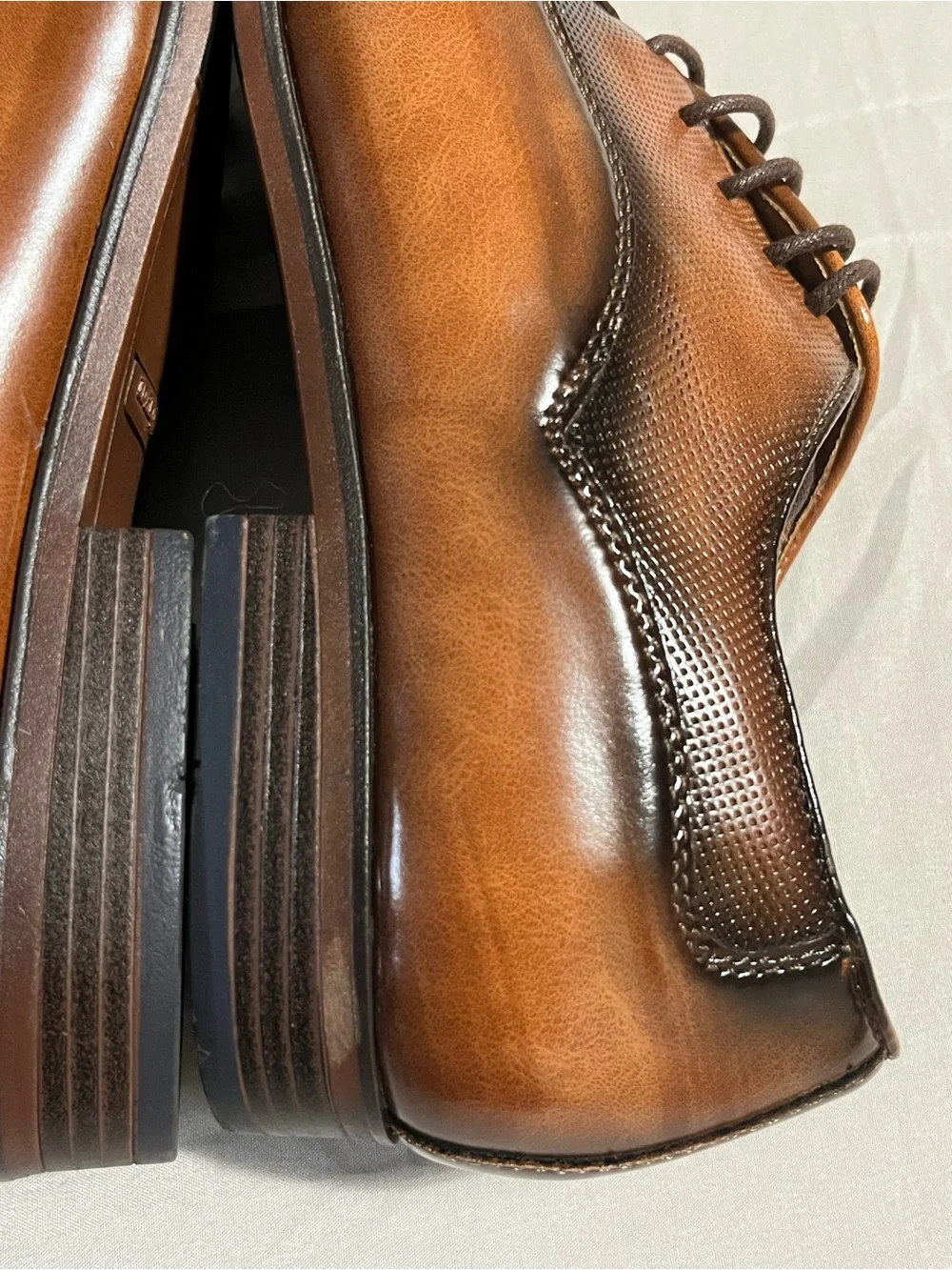 ID Required Men's Two-Tone Brown Dress Shoes Size 11